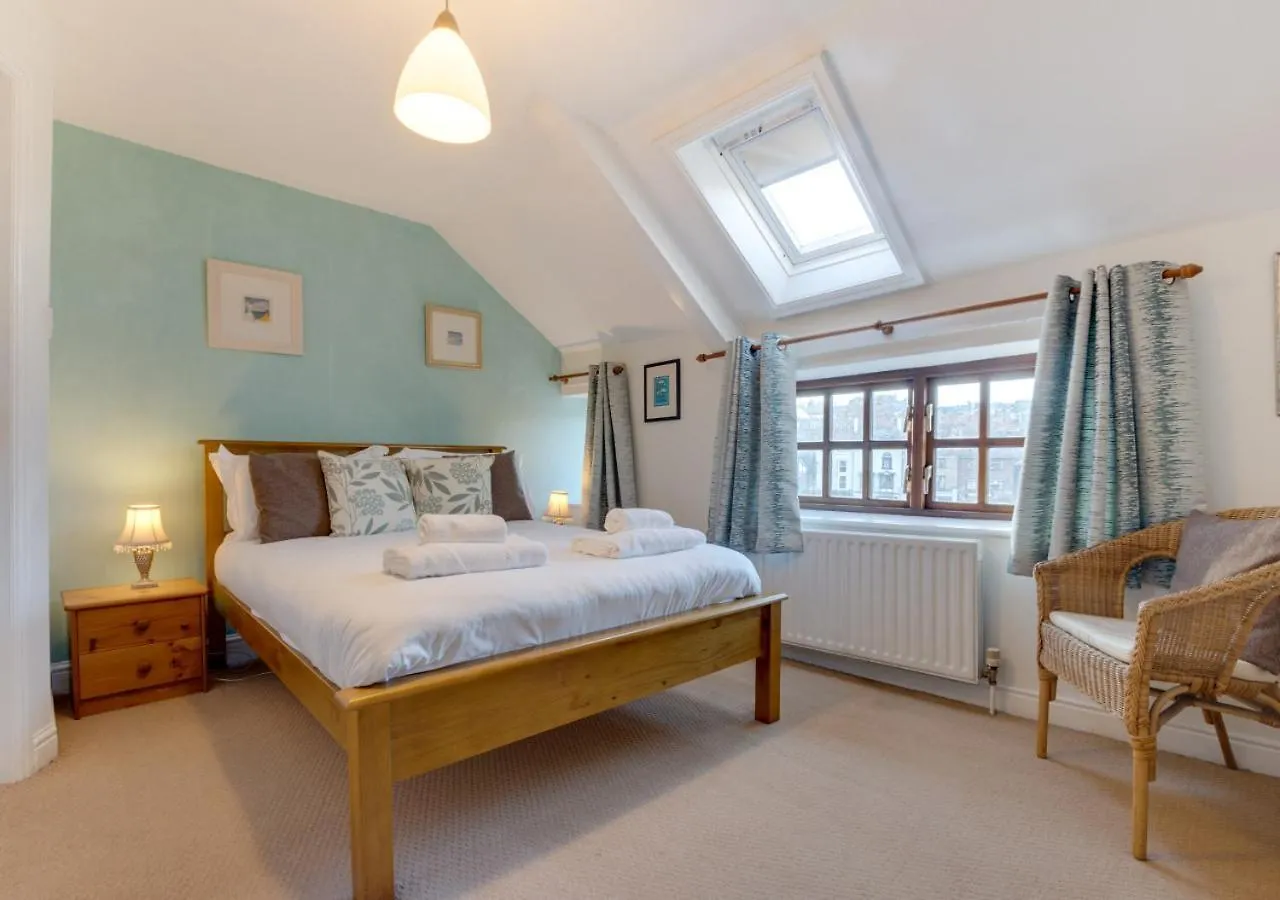 Smugglers Cottage Whitby 0*,  United Kingdom