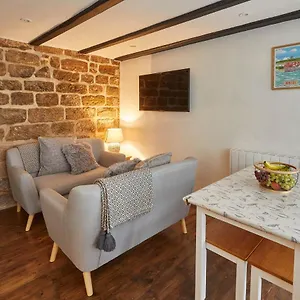 Holiday home Host & - Dolphin 1736, Whitby