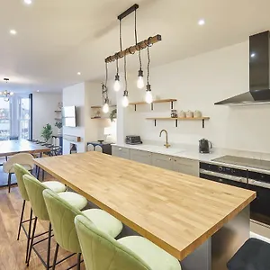 Holiday home Host & - Albion House, Whitby
